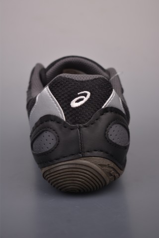Asics Hypersync view 13