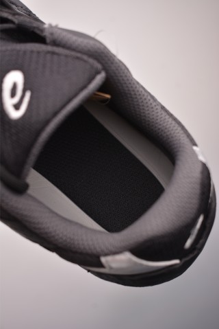 Asics Hypersync view 18