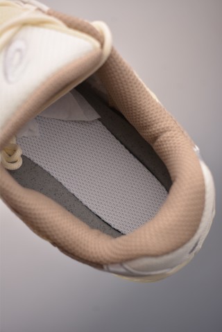Asics Hypersync view 9