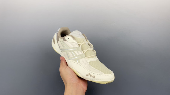 Asics Hypersync view 2