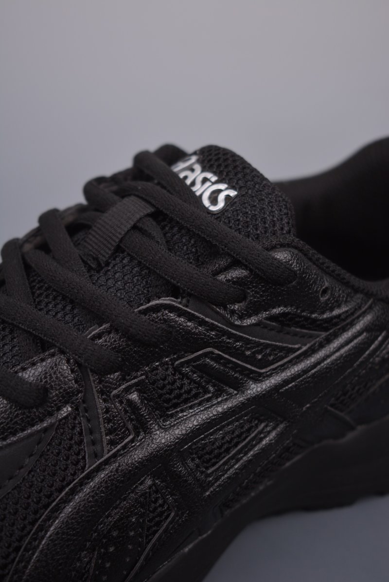 Asics JOG 100S view