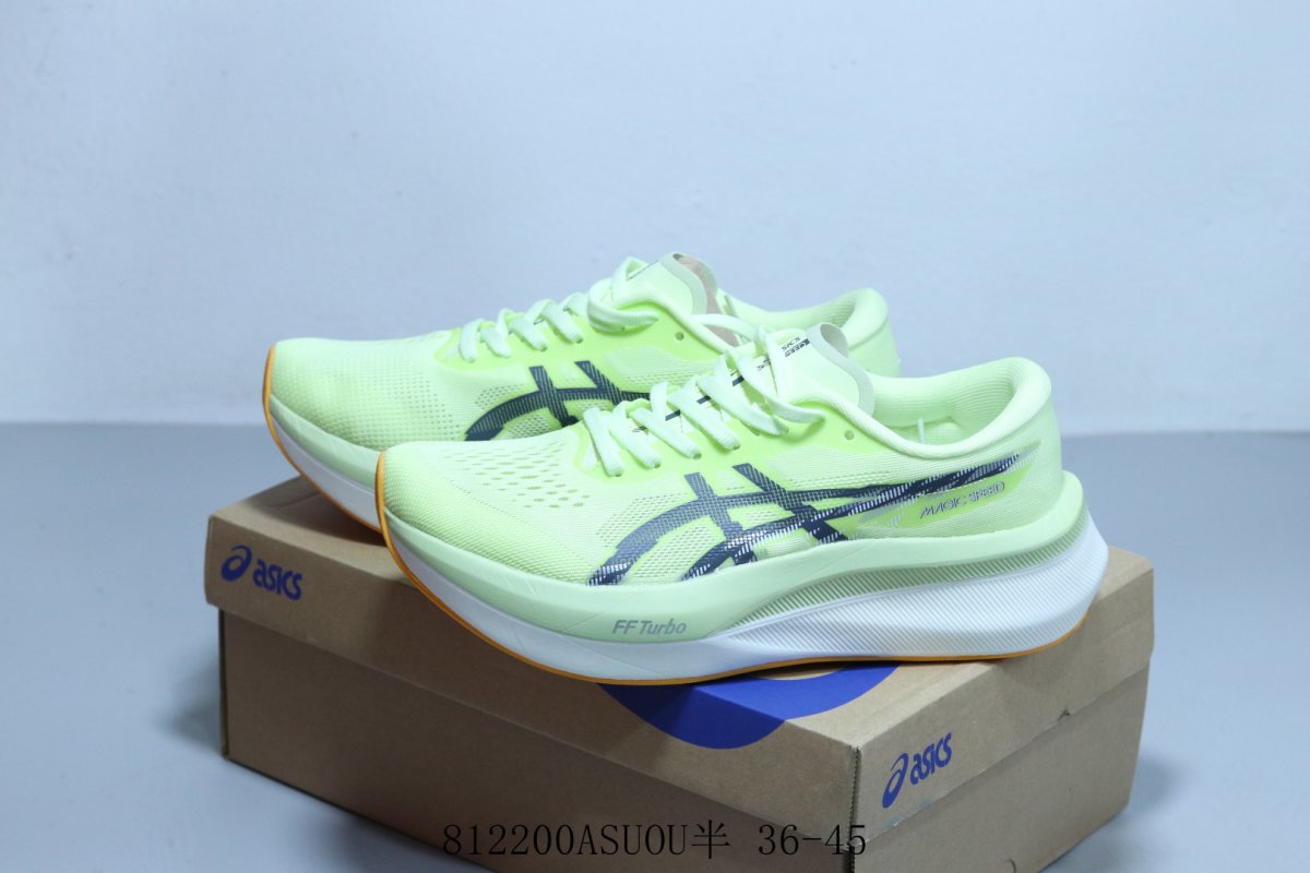 Asics Magic Speed 4 view