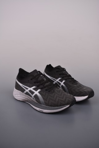 Asics Magic Speed view 1