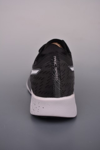 Asics Magic Speed view 4