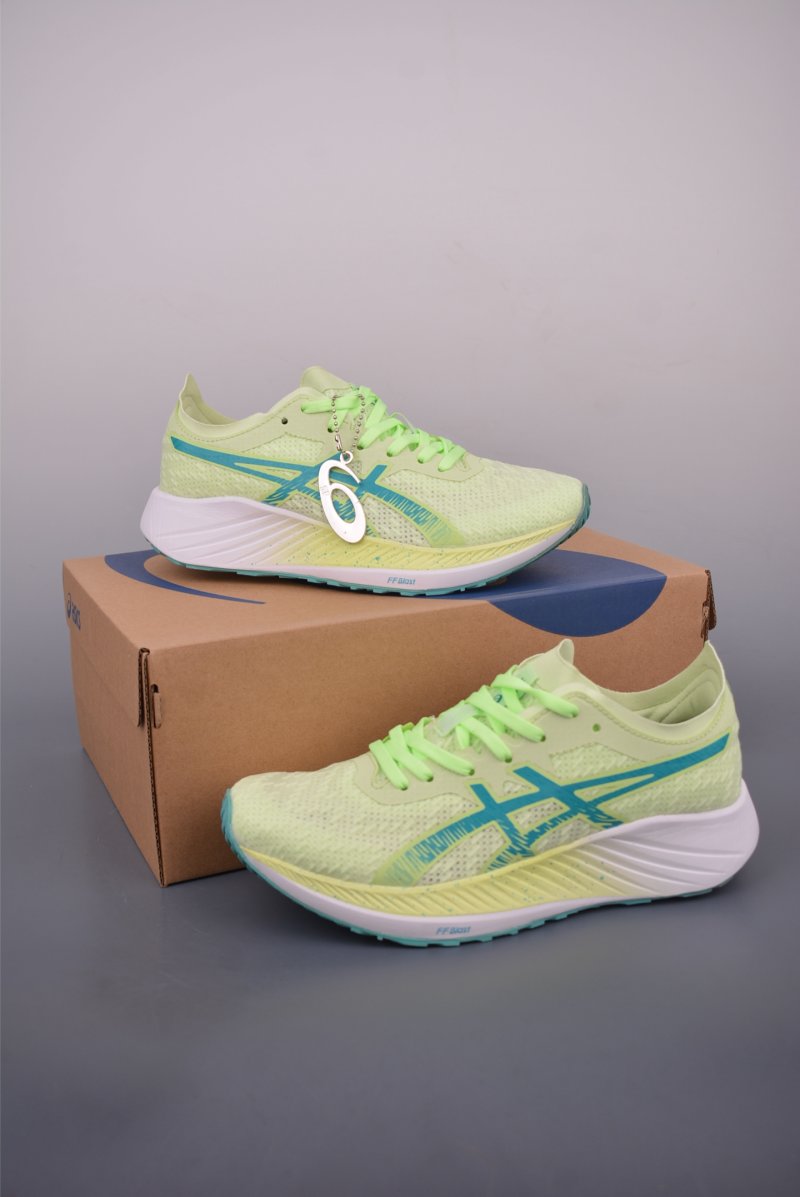Asics Magic Speed 4 view