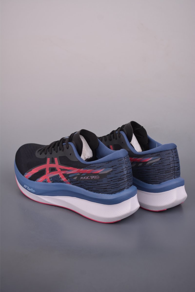 Asics Magic Speed 4 view