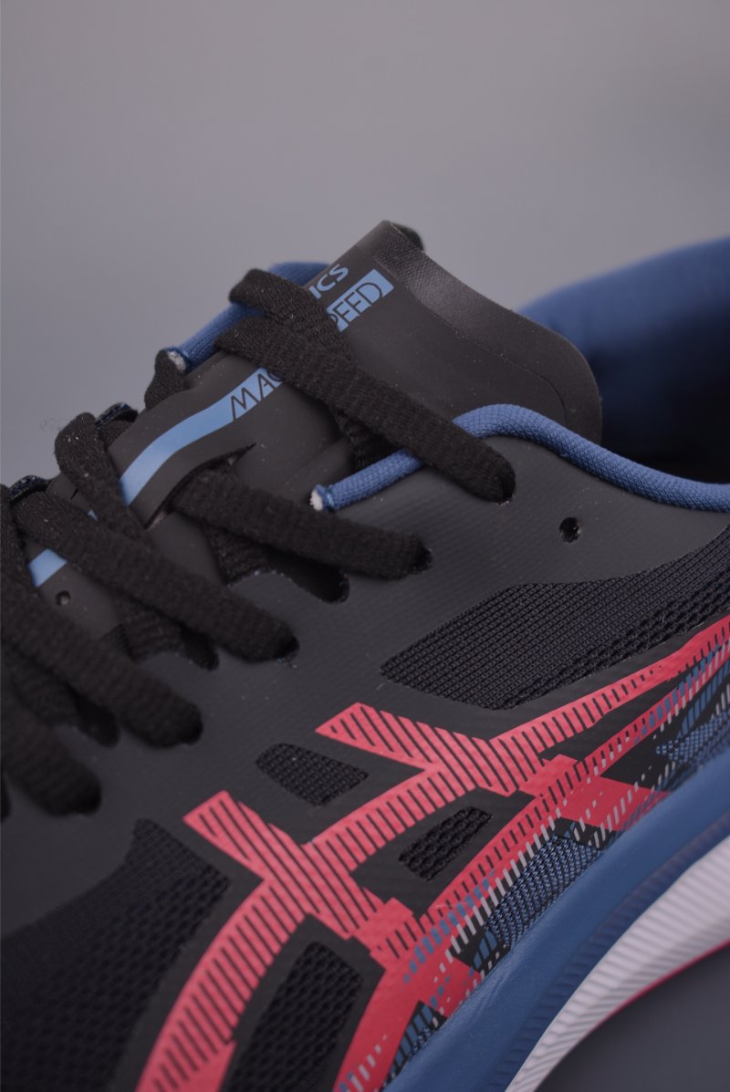 Asics Magic Speed 4 view