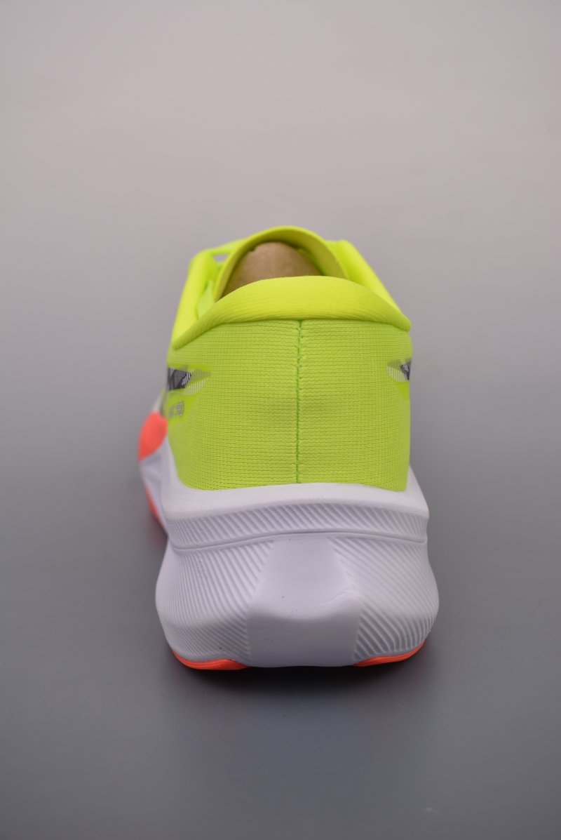 Asics Magic Speed 4 view