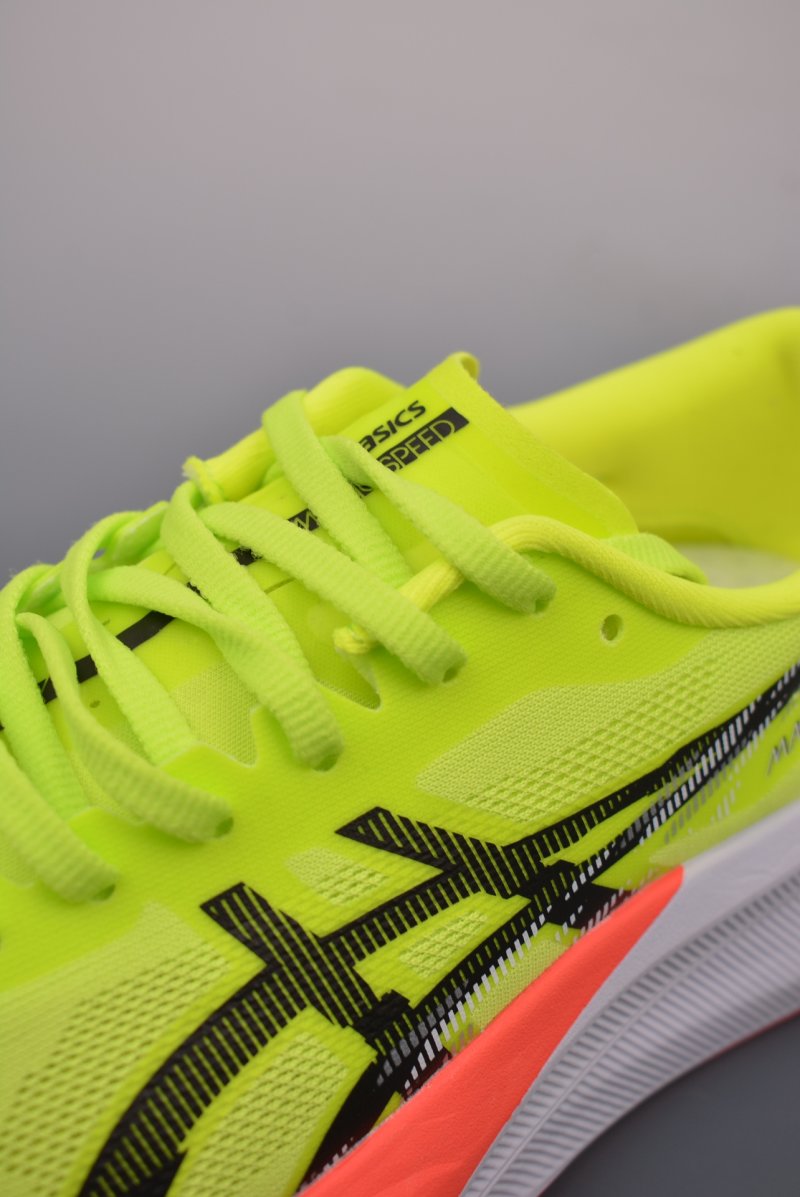 Asics Magic Speed 4 view