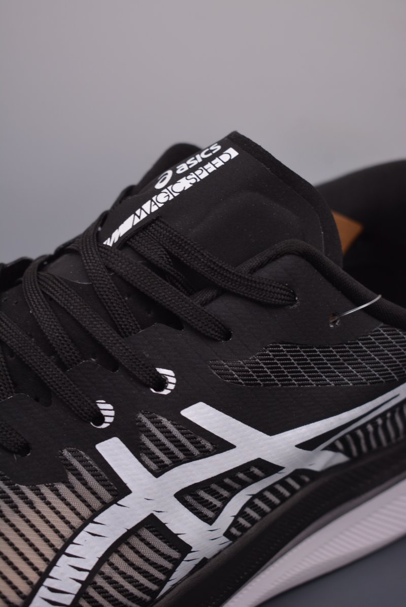 Asics Magic Speed 3 view