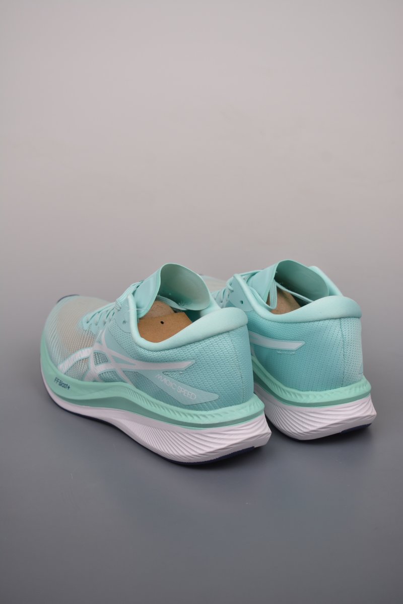 Asics Magic Speed 3 view