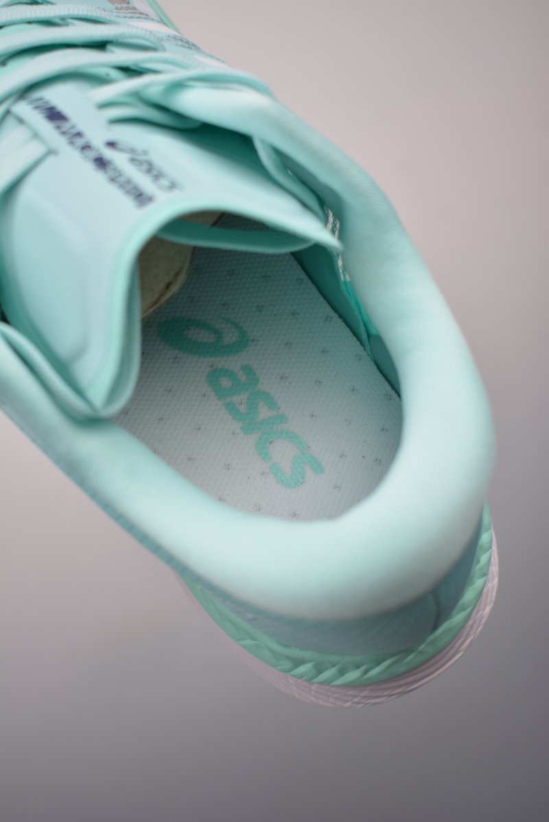 Asics Magic Speed 3 view