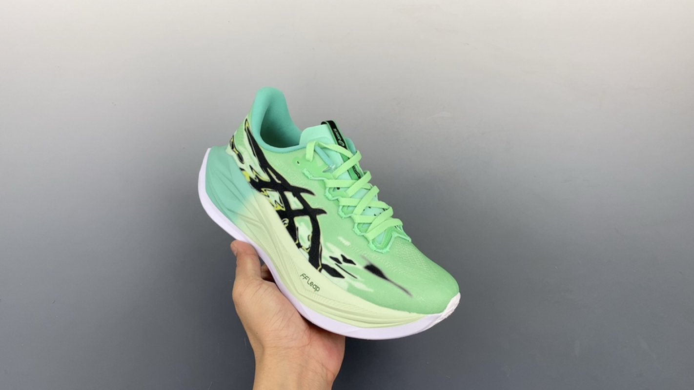 Asics Megablast