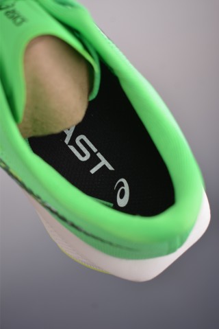 Asics Megablast view 9