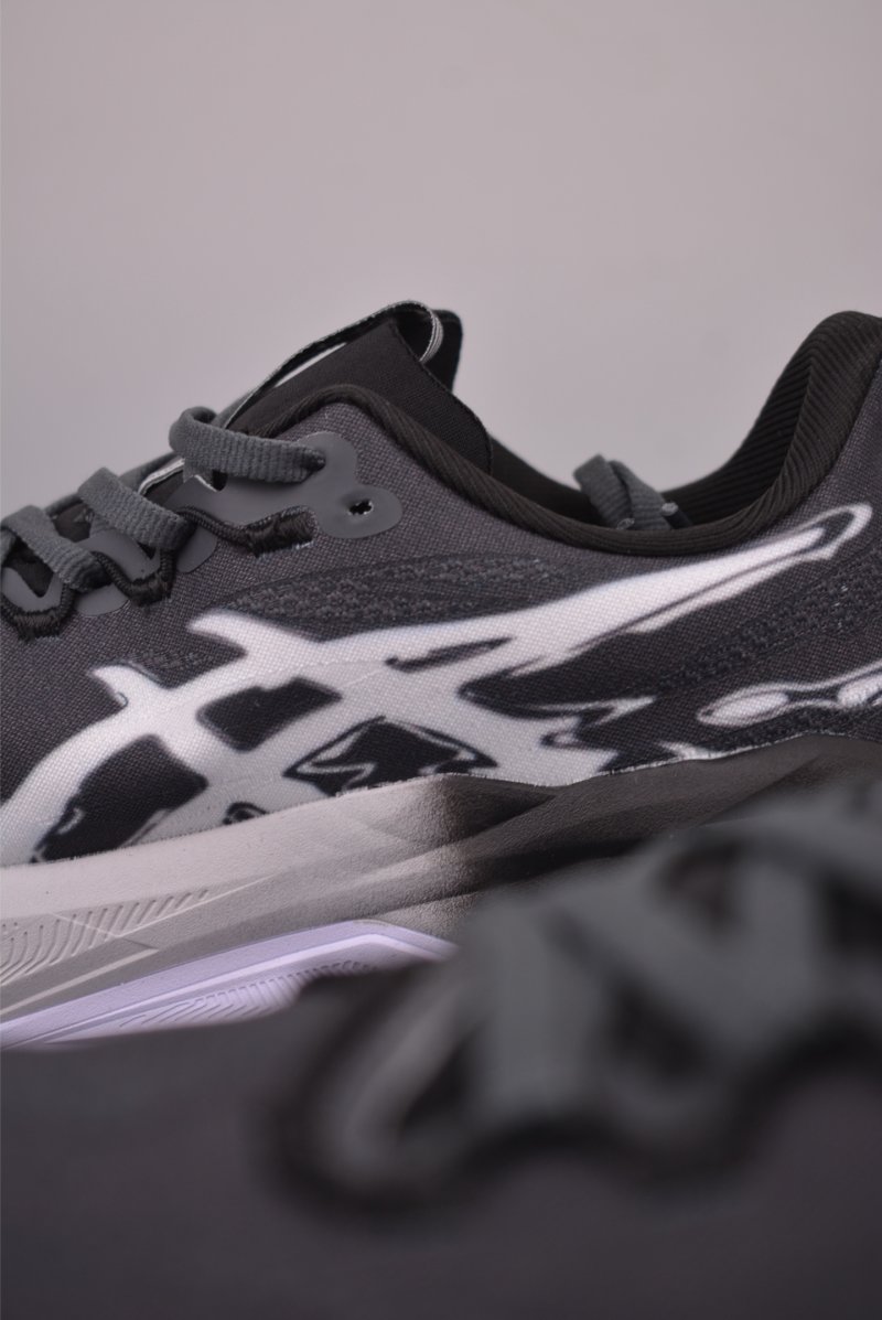 Asics Megablast view