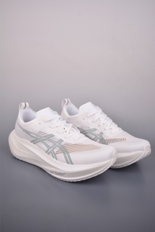 Asics Megablast view 19