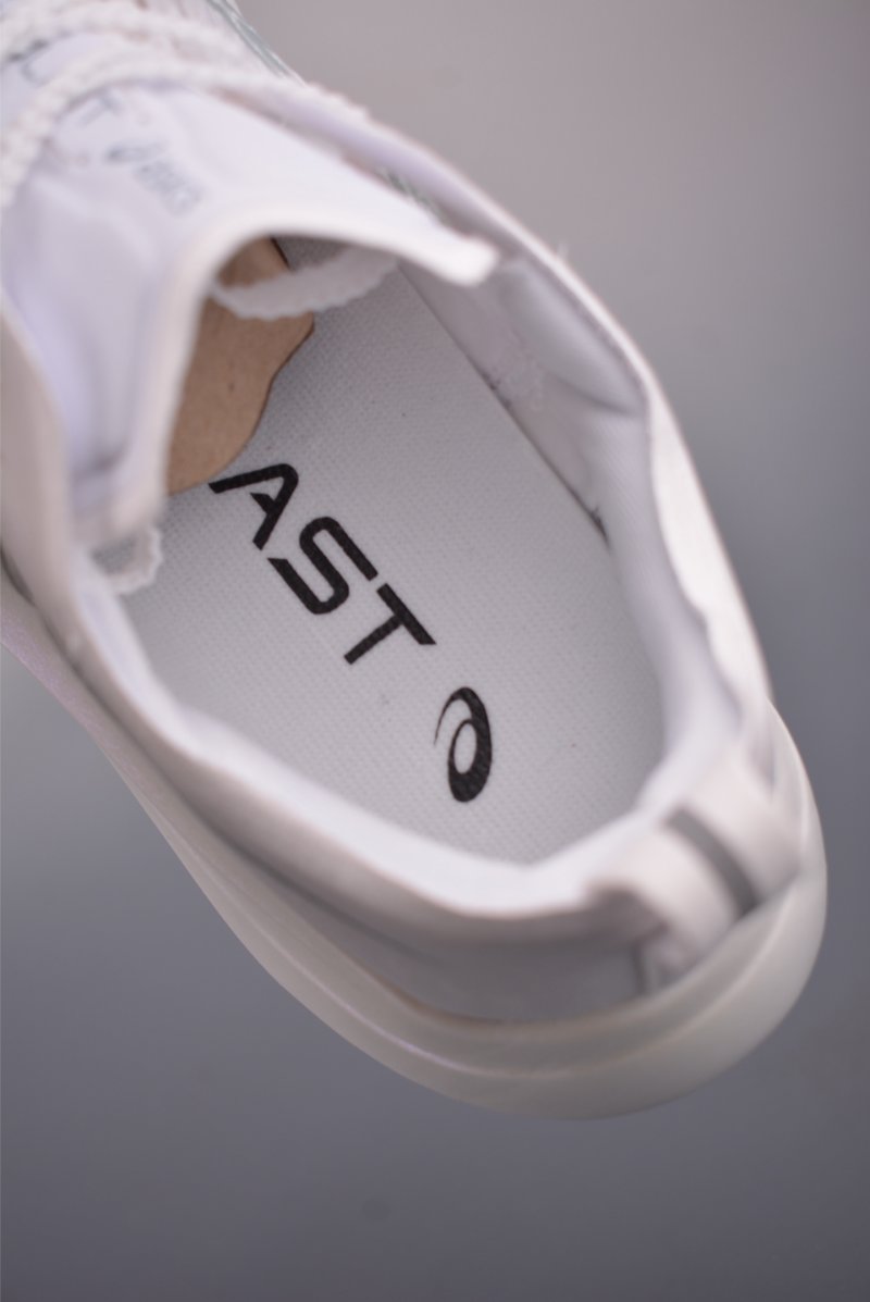 Asics Megablast view