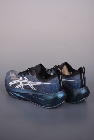 Asics Megablast view 29