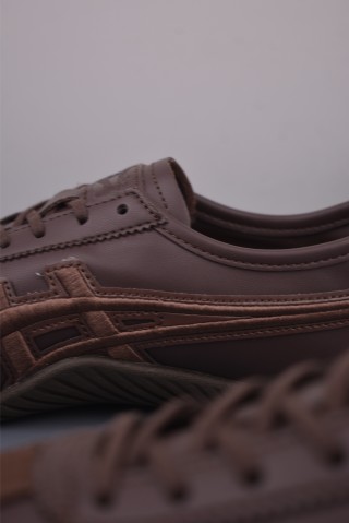 Asics Mexico 66 Driving view 8