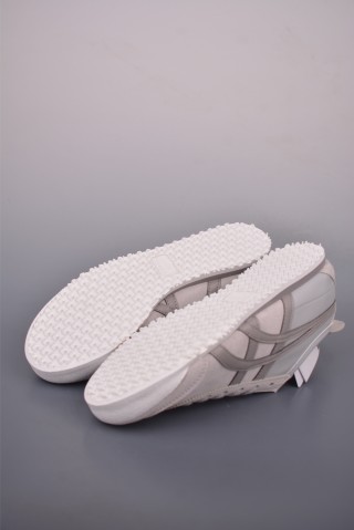 Asics Mexico 66 NM view 3
