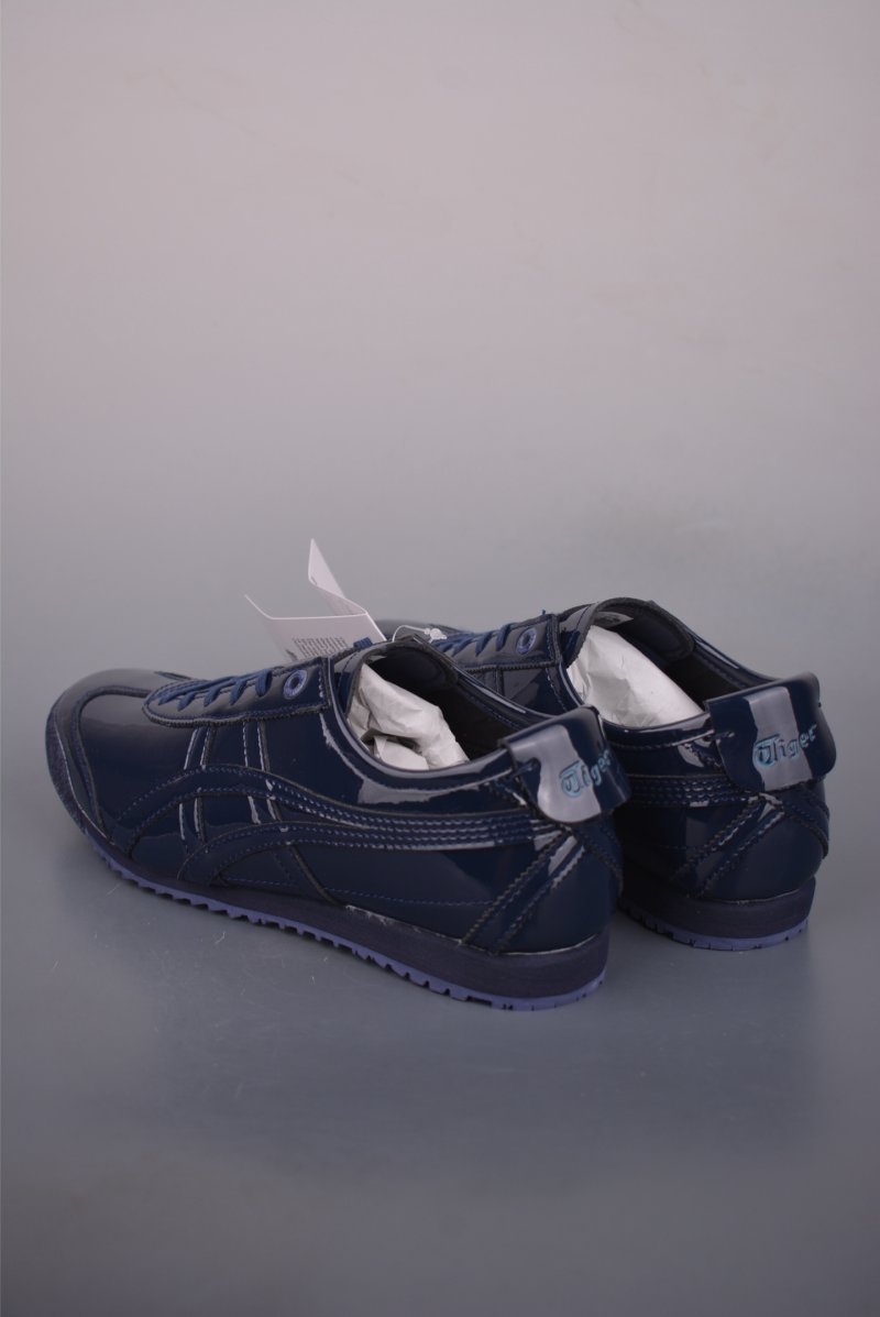 Asics Mexico 66 NM view