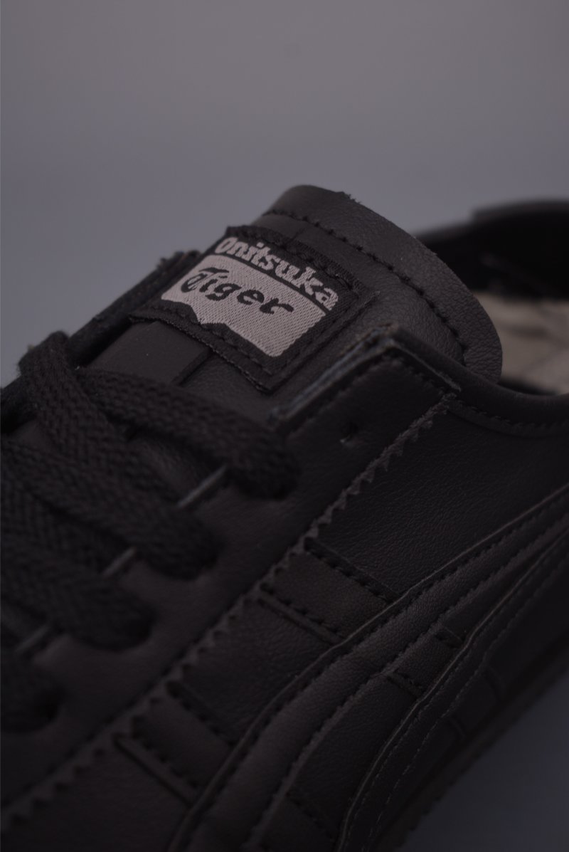 Asics Mexico 66 NM view