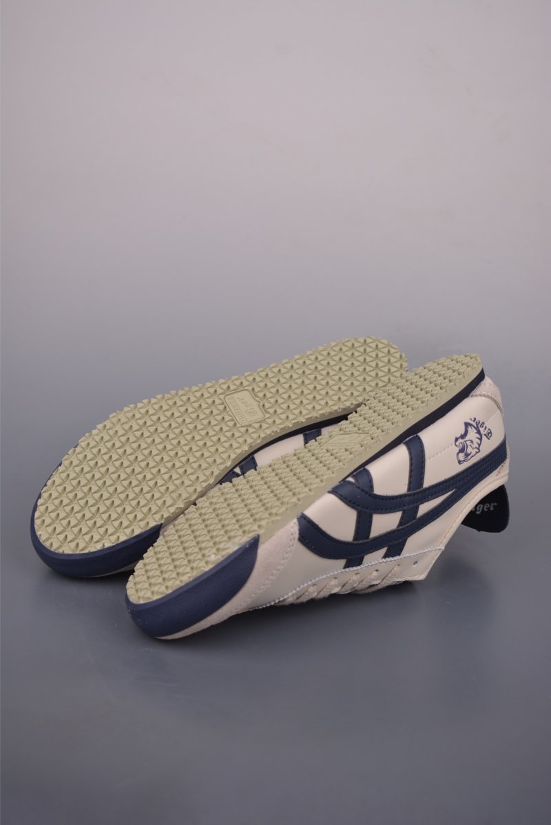 Asics Mexico 66 view