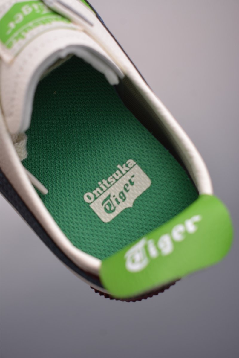 Asics Mexico 66 view