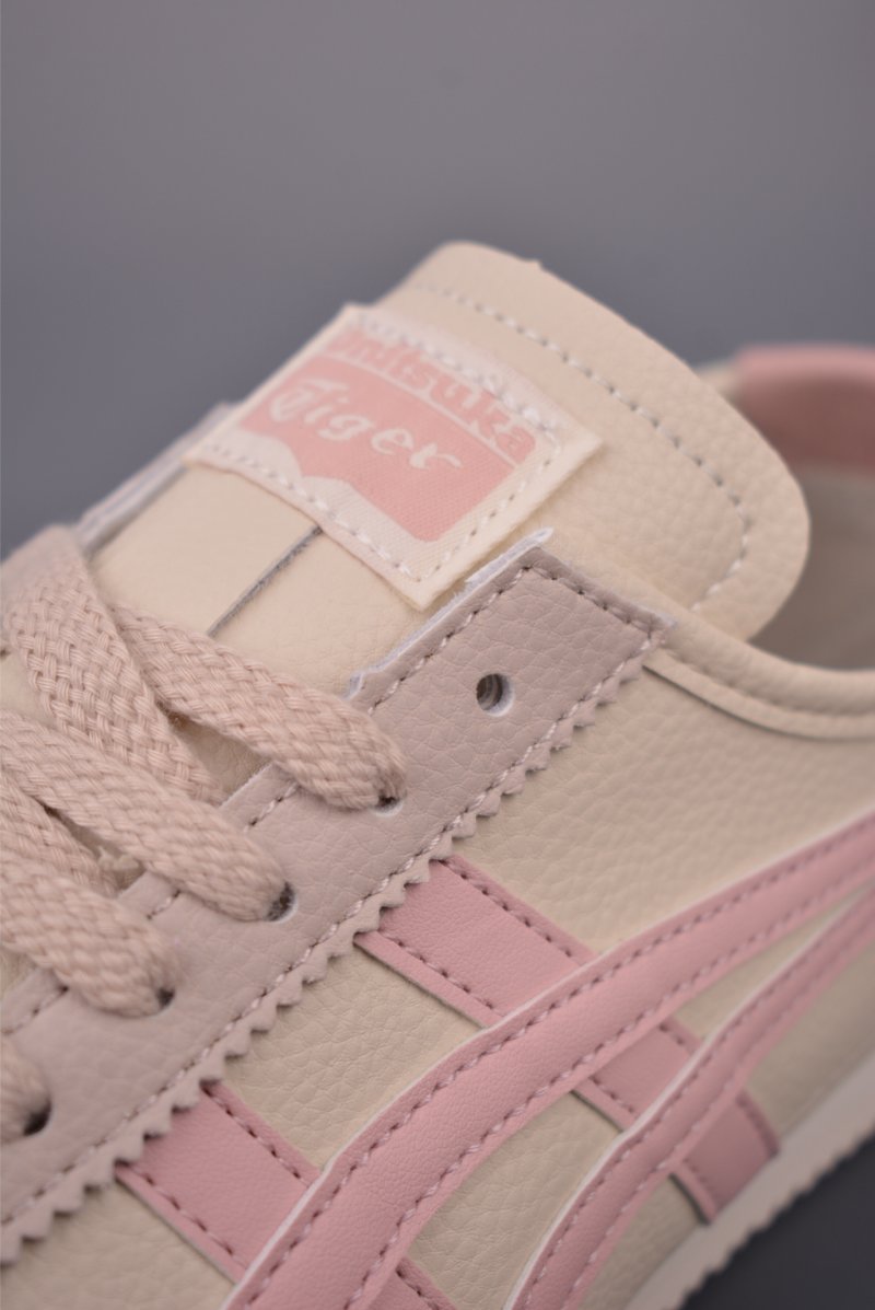 Asics Mexico 66 view