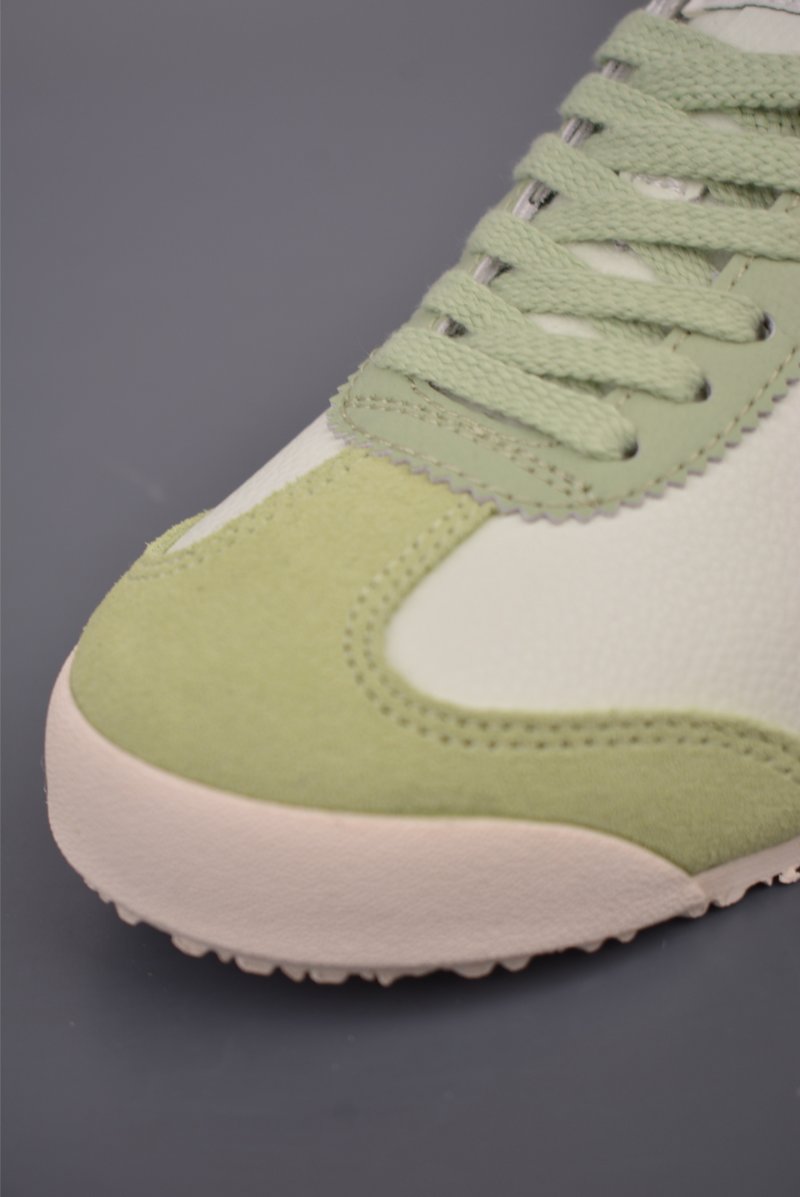Asics Mexico 66 view