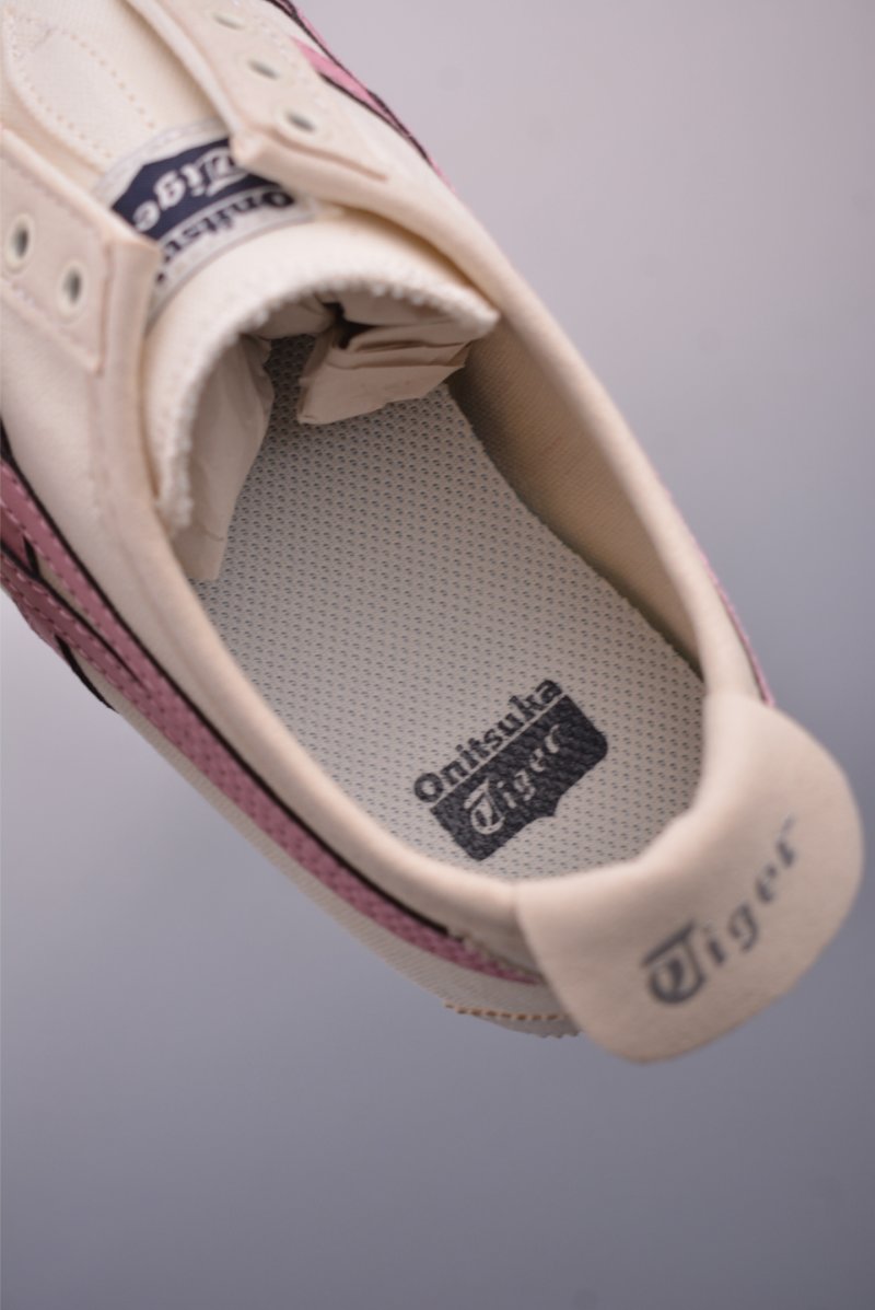 Asics Mexico 66 view