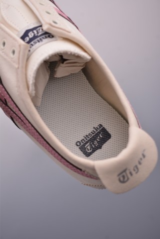Asics Mexico 66 view 18