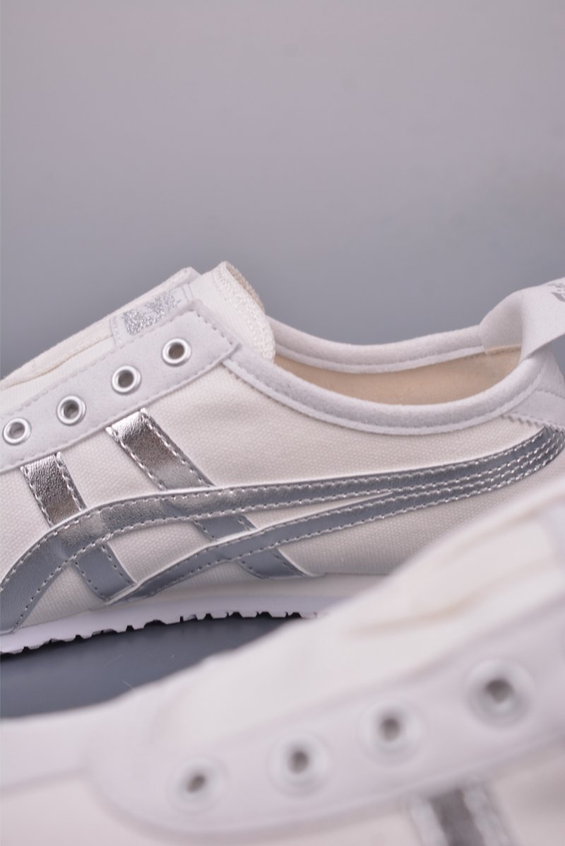 Asics Mexico 66 view