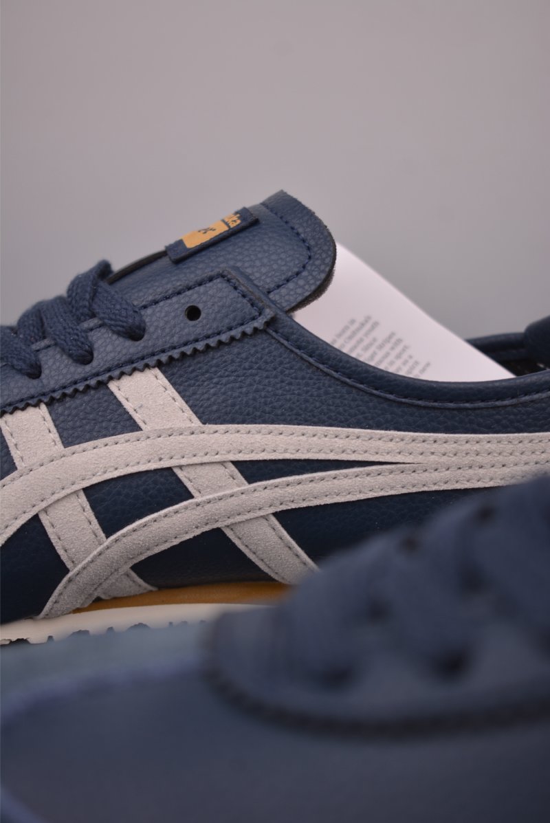 Asics Mexico 66 view