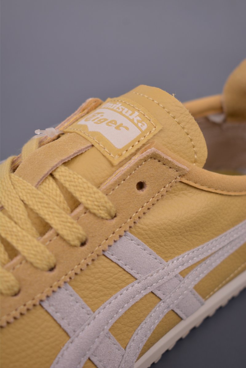 Asics Mexico 66 view