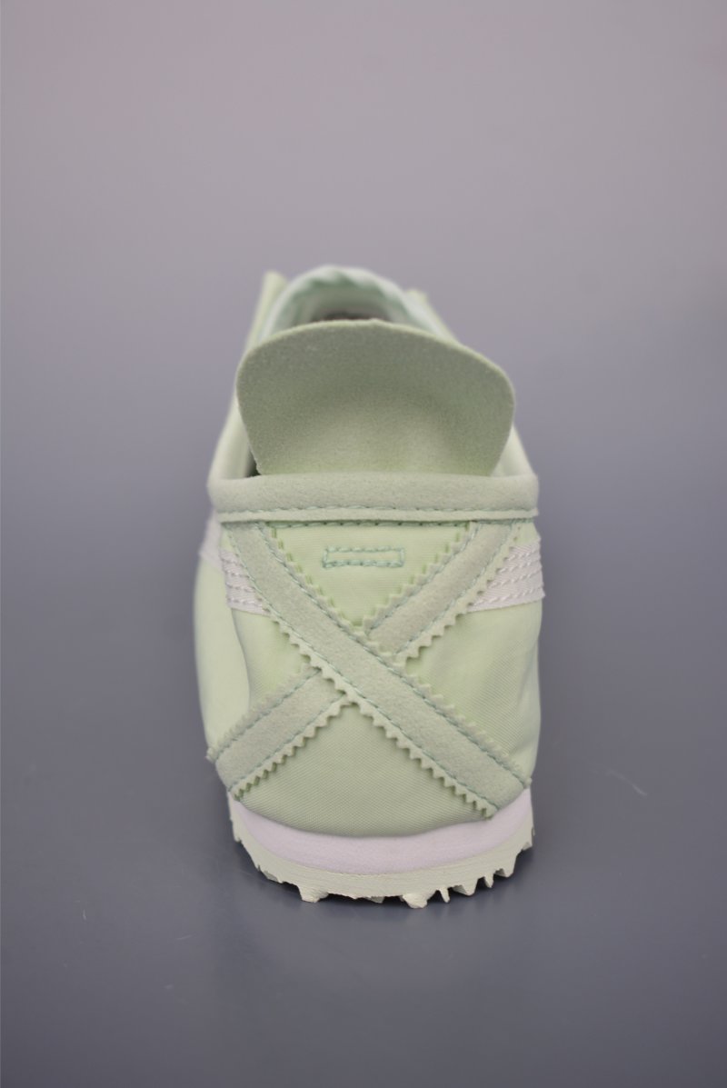 Asics Mexico 66 view