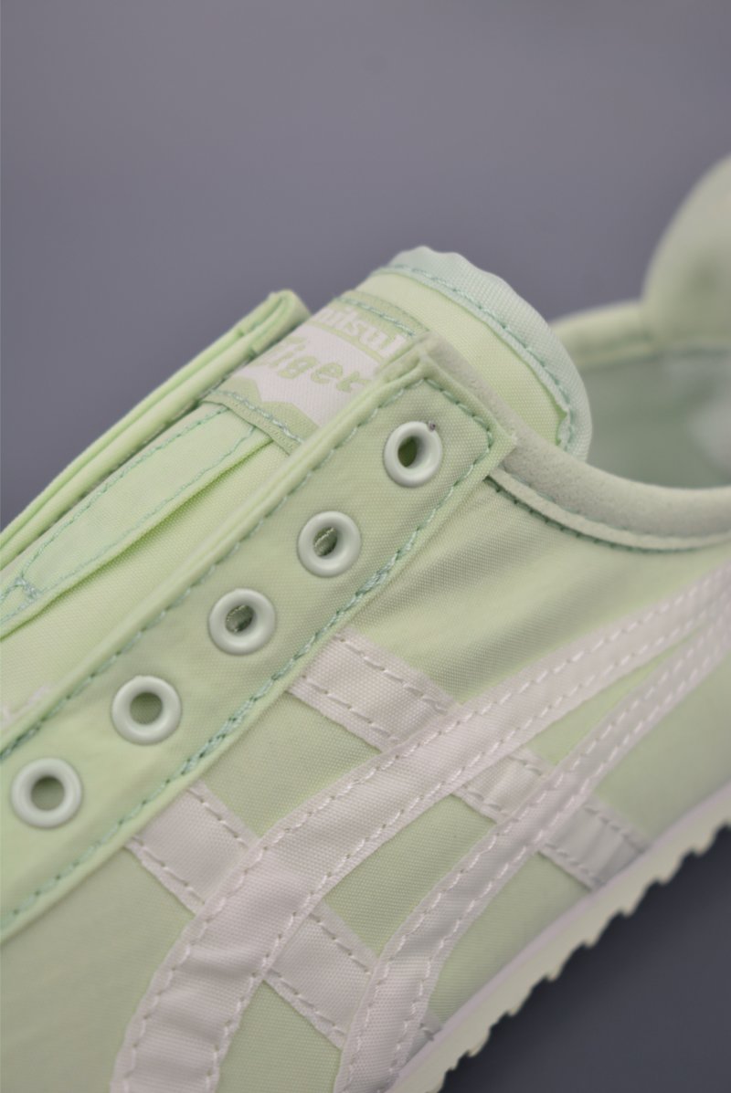 Asics Mexico 66 view