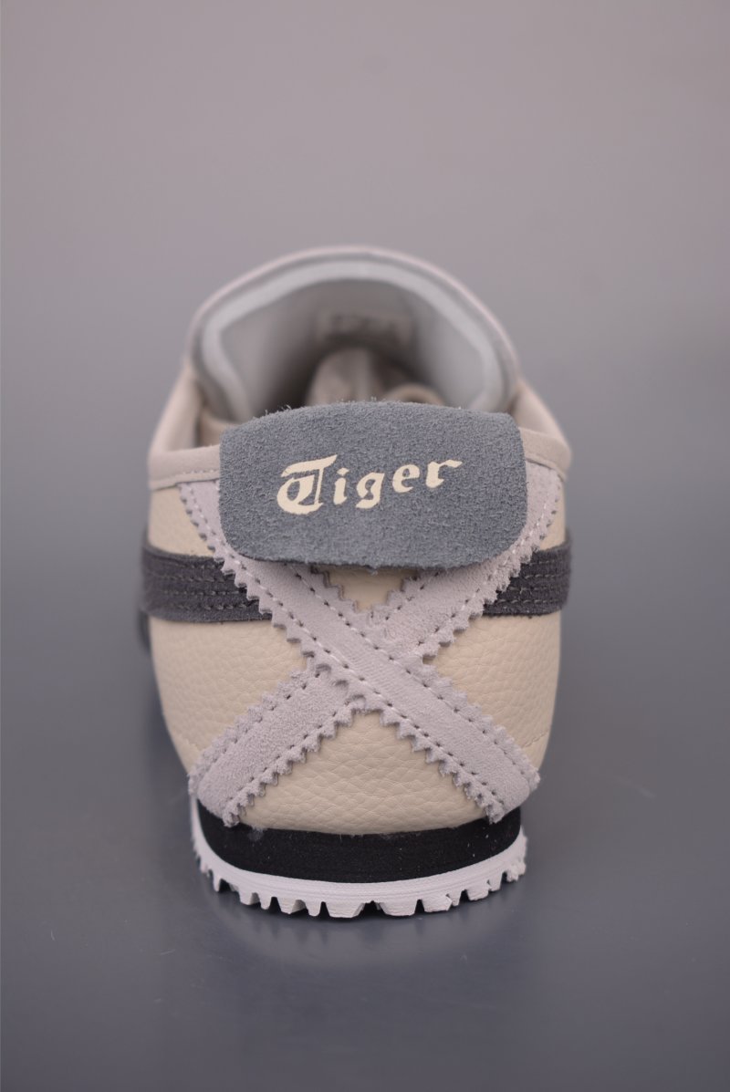 Asics Mexico 66 view