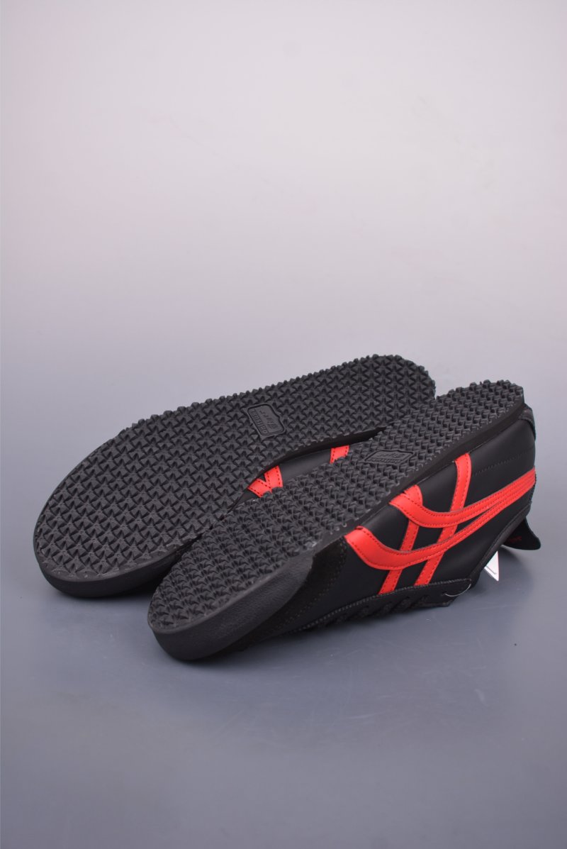 Asics Mexico 66 view