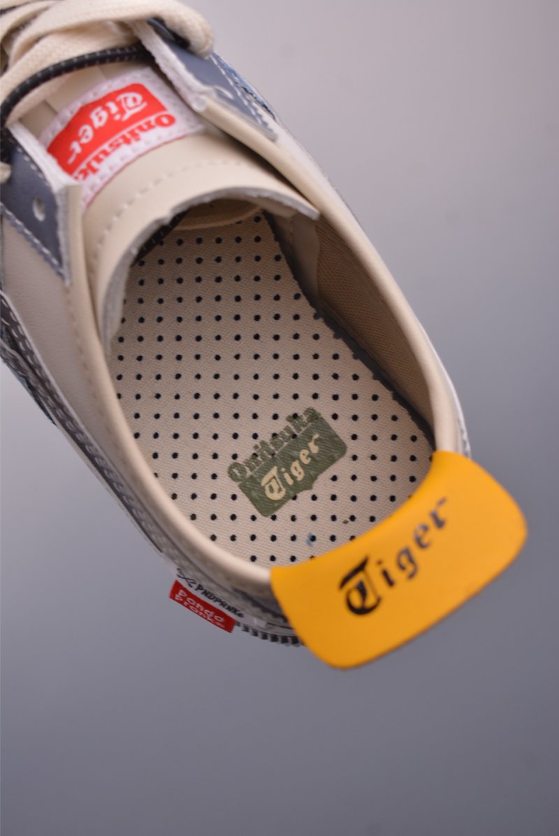 Asics Mexico 66 view