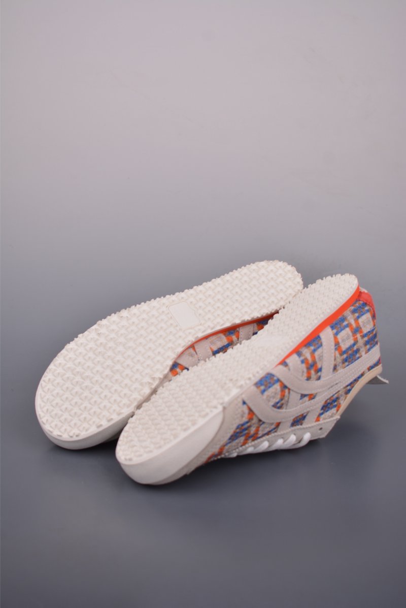 Asics Mexico 66 view