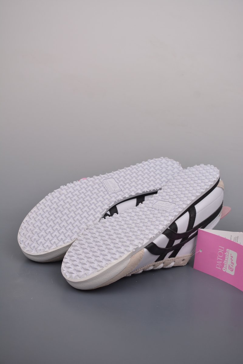 Asics Mexico 66 view