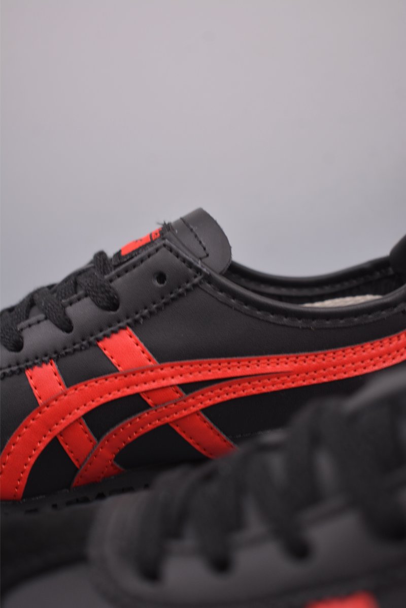Asics Mexico 66 view