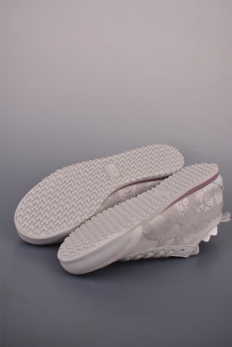 Asics Mexico 66 view