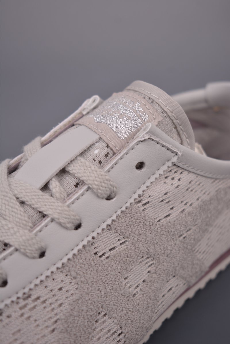 Asics Mexico 66 view