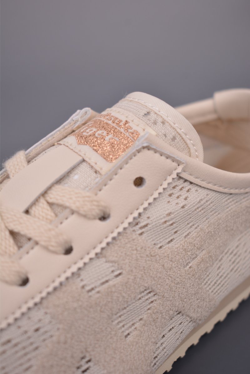 Asics Mexico 66 view