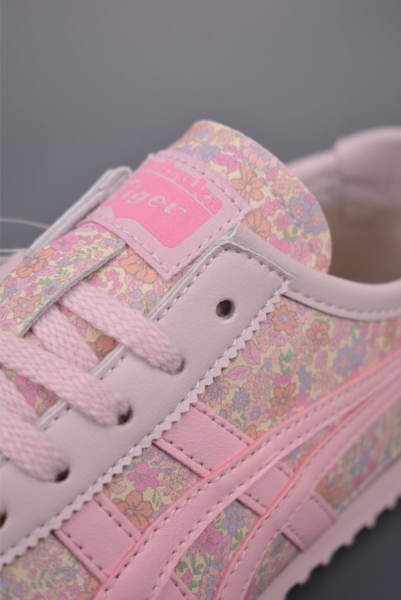 Asics Mexico 66 view
