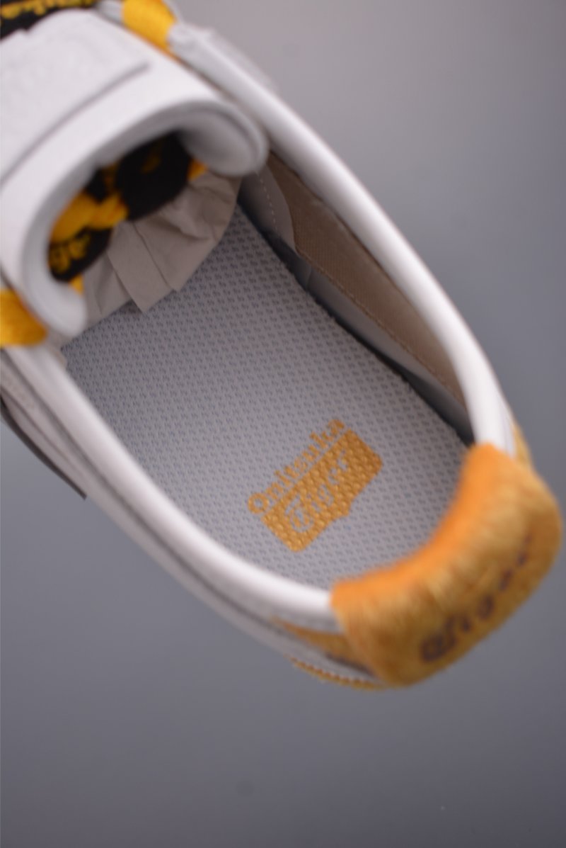 Asics Mexico 66 view