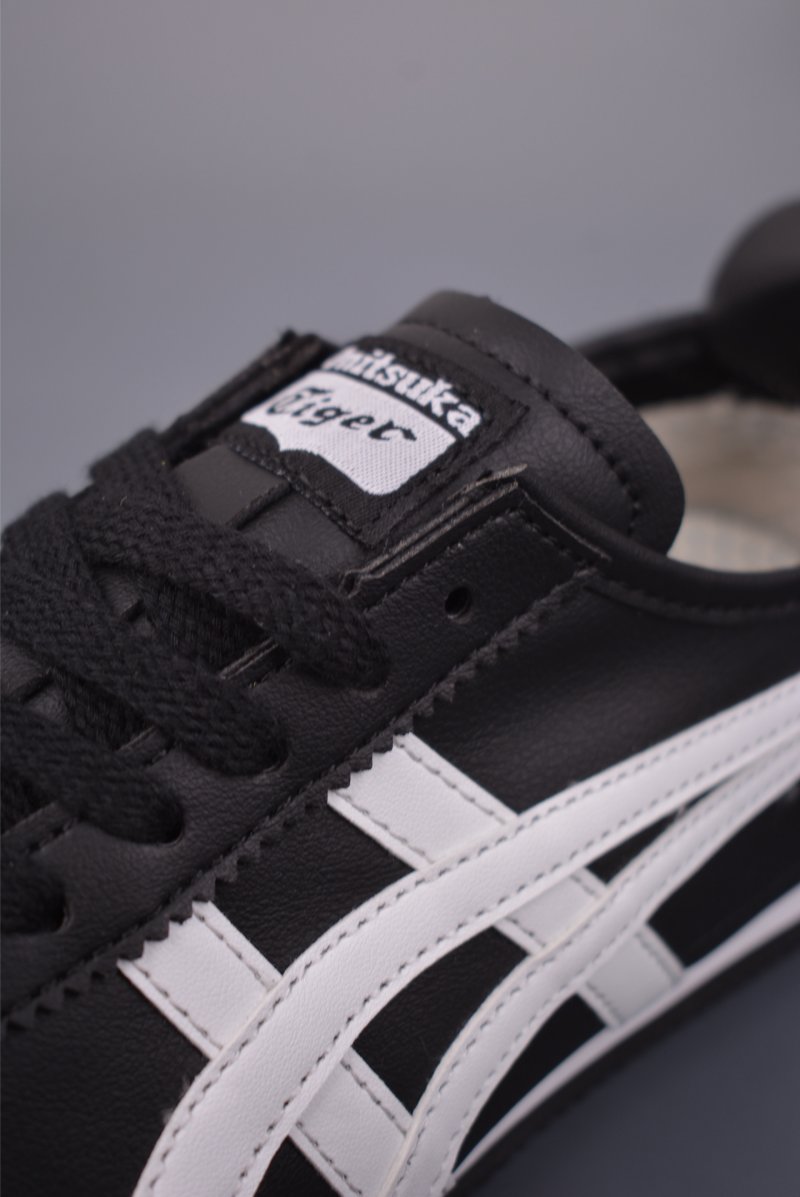 Asics Mexico 66 view