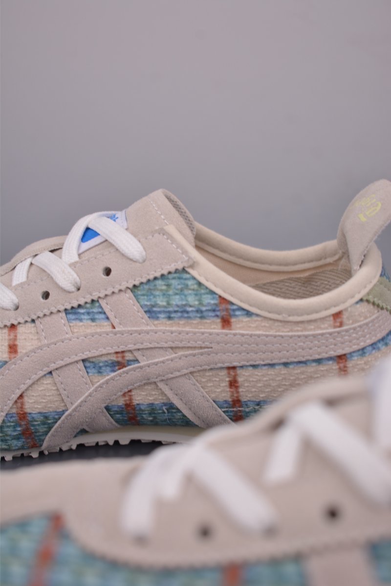 Asics Mexico 66 view